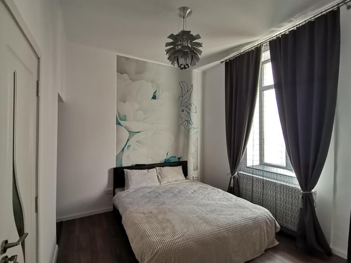 Casa J. Gusbeth Apartamento Braşov Exterior foto