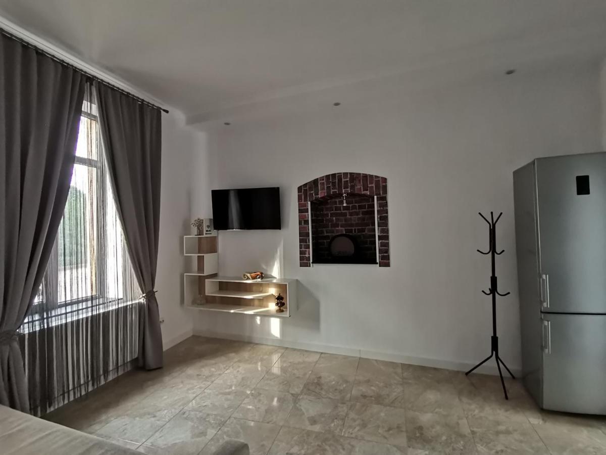 Casa J. Gusbeth Apartamento Braşov Exterior foto